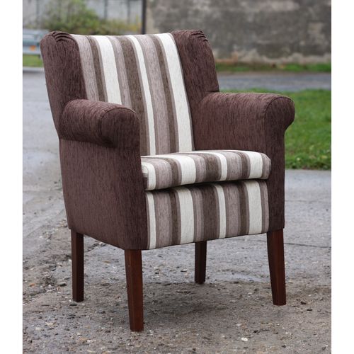 Čalouněné křeslo CLEA